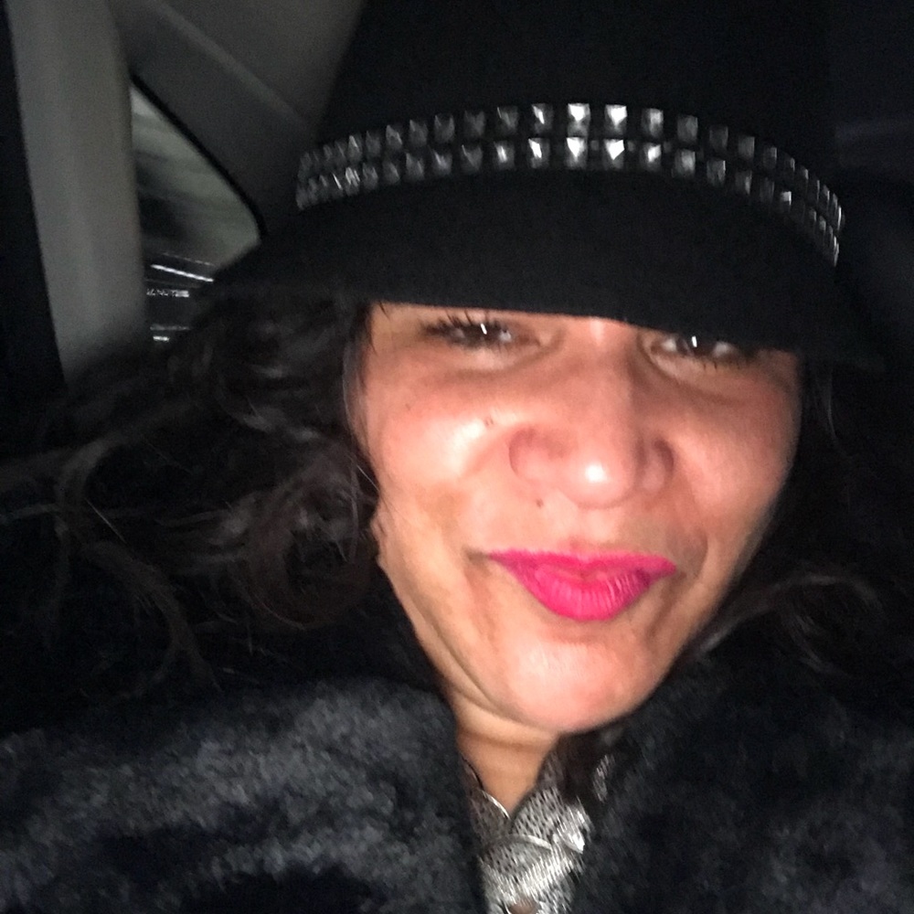 Meet your Posher, Kimara